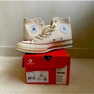 NWOT converse high top size 8 colour Parchment